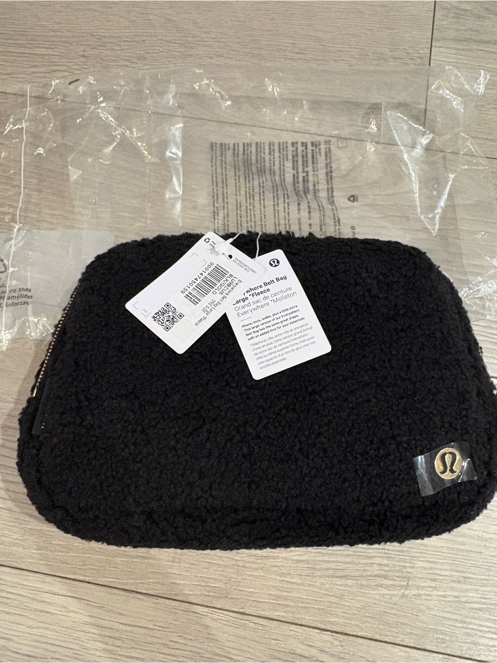 lululemon athletica Black Sherpa Waist Bag